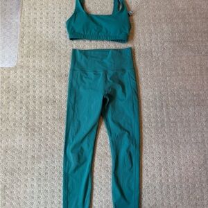 Vuori Studio Pocket Legging and Daily Bra, Ivy Green